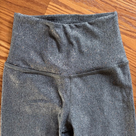 BEYOND YOGA Alloy Ombre Speckled High Waist Leggings XSmall Gray/pink/rose gold - Picture 3 of 8